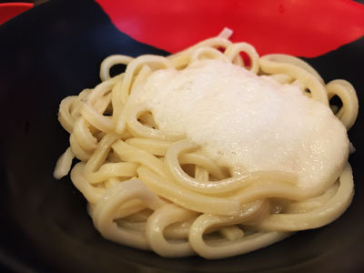 姫路　伊予製麺　フワ玉うどん　