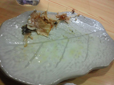 明石 駅前 路地裏の居酒屋「シーバー41 しばいけ」 : 安いネタ！旨い