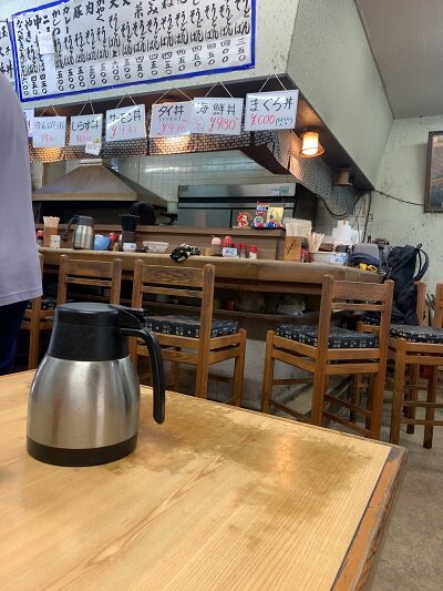 姫路 中央卸売市場 新竹三楽 店内