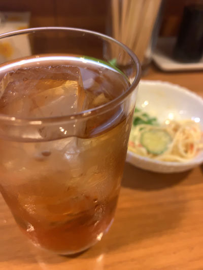 姫路 立ち呑み処 一休 麦焼酎ウーロン割り