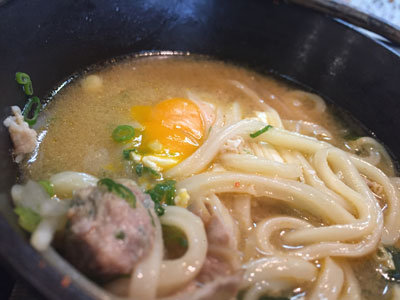 西明石　手打ちうどん　万渡火　玉子