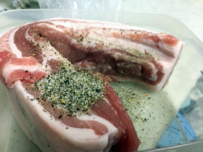 まぁころ 自家製ベーコンに挑戦