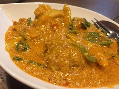 大阪 タイ料理 クンテープ プーパッポンカリ-