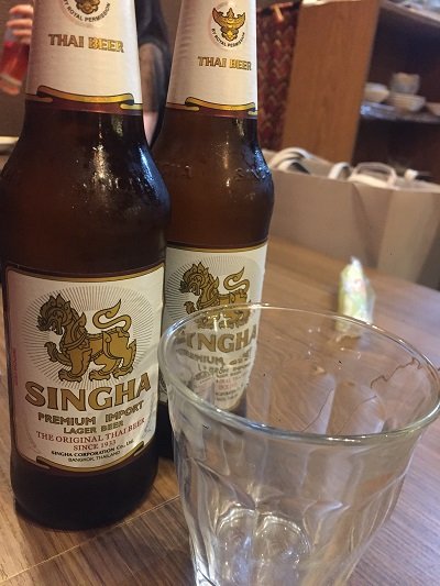 大阪 タイ料理 クンテープ タイビール