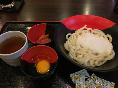 姫路　伊予製麺　フワ玉うどん