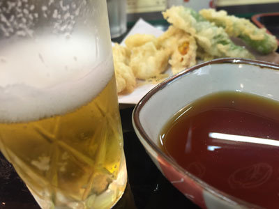 西明石　手打ちうどん　万渡火　瓶ビール　