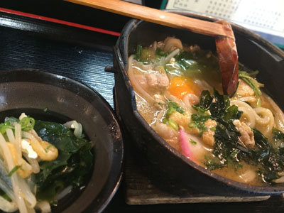 西明石　手打ちうどん　万渡火　鍋焼きうどん