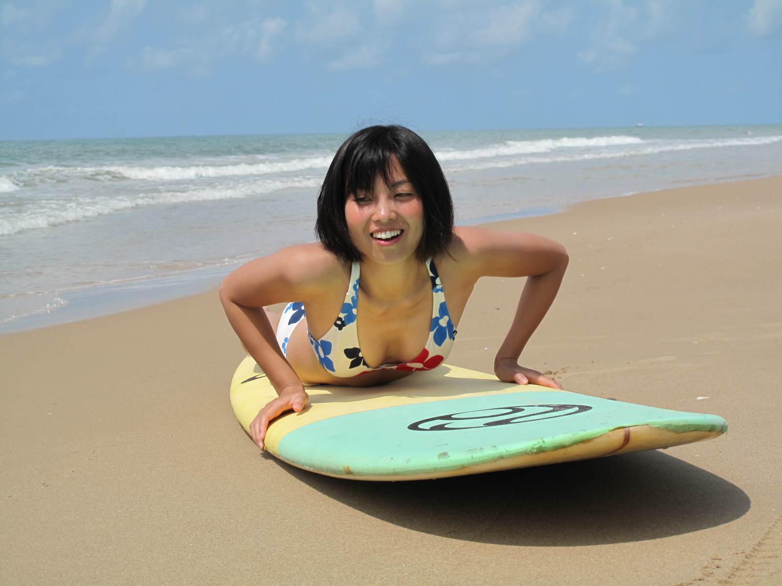 サーフィン Surfing In 三亜 海南島 海南潜水 Hainandive