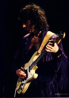 ㈷RITCHIE BLACKMORE'S RAIBOW復活！95年を回顧しましょう。 : HR/HM