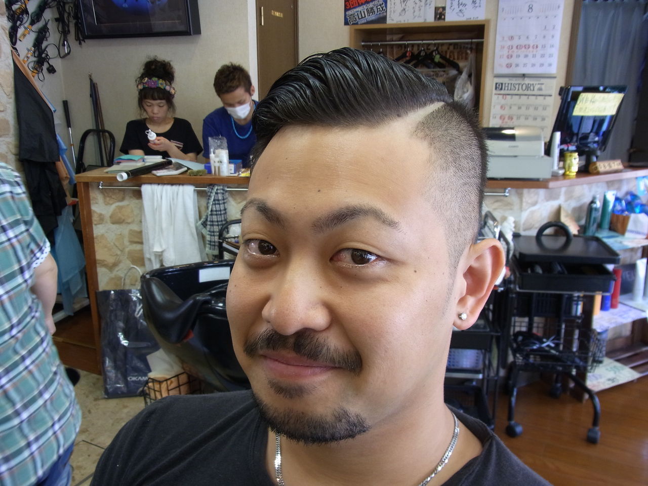 震災刈りにラインアート ヘアモードモリシマのブログ 震災刈りにラインアート ヘアモードモリシマのブログ
