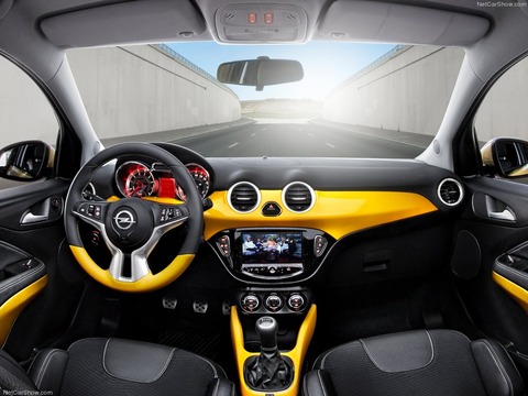 Opel-Adam_2013_1024x768_wallpaper_4b