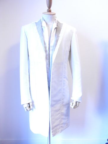 オーダータキシードの仮縫い中、ロング、ショートフロックタキシード