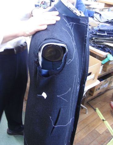 オーダースーツだからできる補正