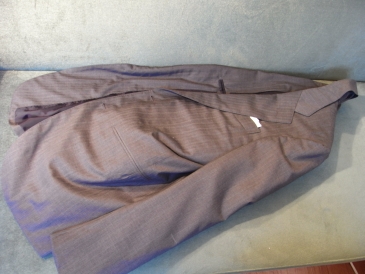 スーツのたたみ方 オーダースーツお手入れ方法