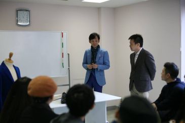 スーツ セミナー