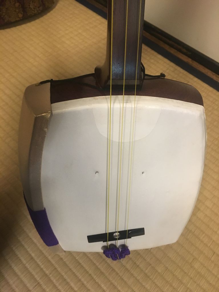 お三味線シリーズ。駒と上駒とサワリについて。 : 箏曲家 鈴木創 お三味線シリーズ。駒と上駒とサワリについて。 : 箏曲家 鈴木創