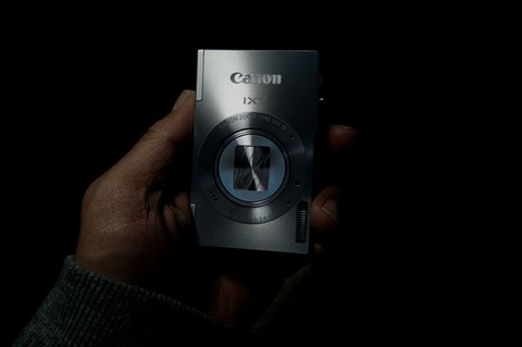 Canon デジタルカメラ IXY1に続き、IXY3も購入したのだ。 : 電脳物欲王・番外編