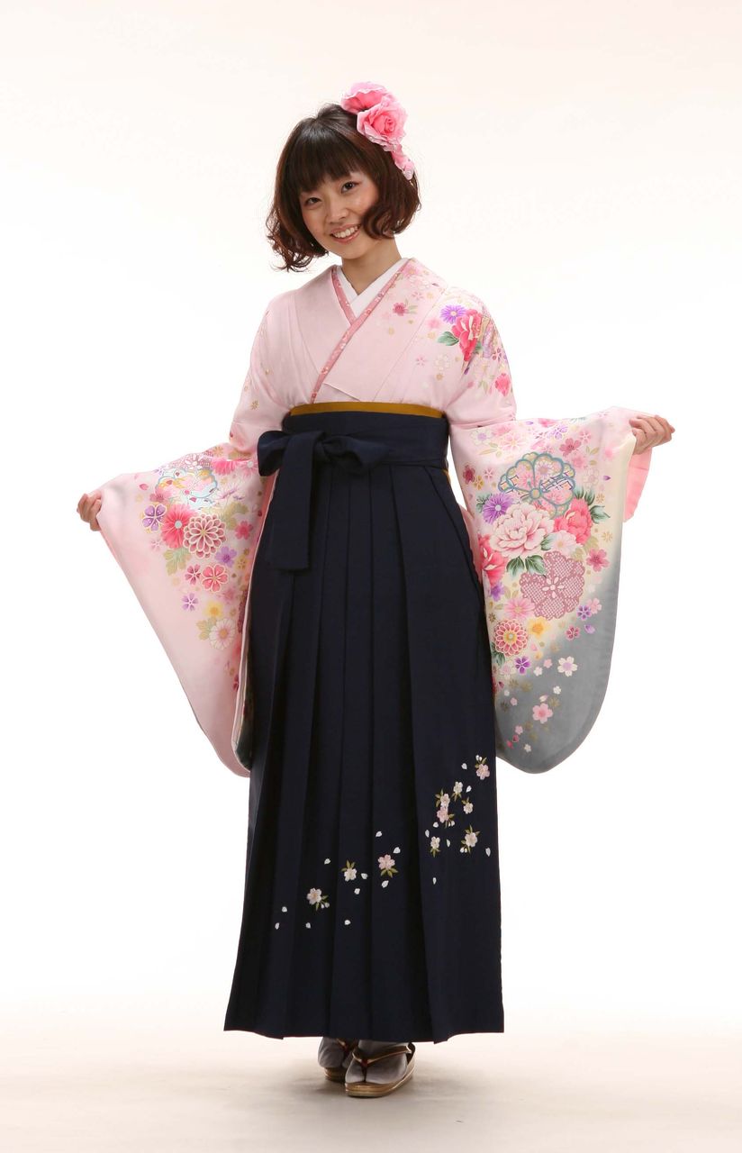 新作2尺袖・袴のセット:卒業式の袴レンタルと髪型