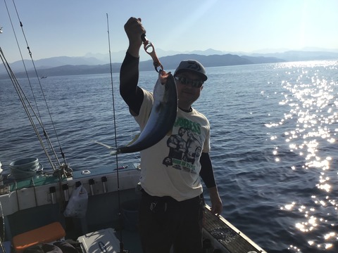 E4748C39-C8CA-4791-B3F7-67CFD779C1D8