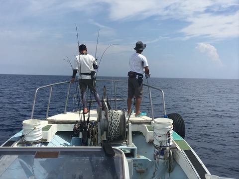 6E0CE6B7-C006-49FB-A262-BAB4A2C560C7