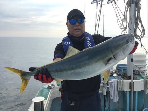 9C9A2DD4-4B4B-45E2-92B2-73900EF78AD8