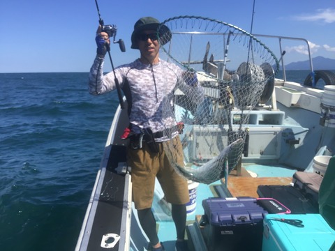 FC32DC5C-75C8-414B-82F7-1BFEEFAEED16