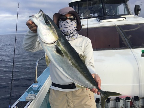 F41F7BF3-5DDD-4A14-9C27-EF6C1F49BA33