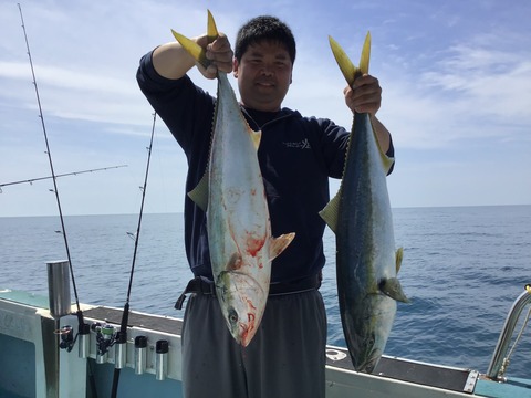 F0A76CE7-839C-439F-B0B5-4331A2F9E3E3