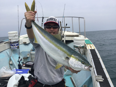 81659ACB-E82B-40F3-B5A7-8554267757C5