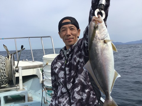 FCBFFB16-A59F-46DE-845D-9835AD2B5C4E