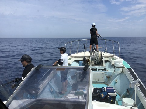 FEA5667E-48B9-4A3C-9EF1-5E61A0867E3C