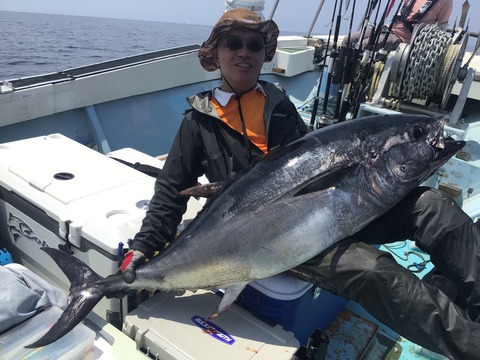 D2C6316E-3B09-496B-AD05-AD7C5DB9FB27