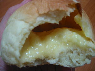 クリームパンのカスタード