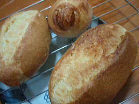 シュガーバターパン&シナモンロール