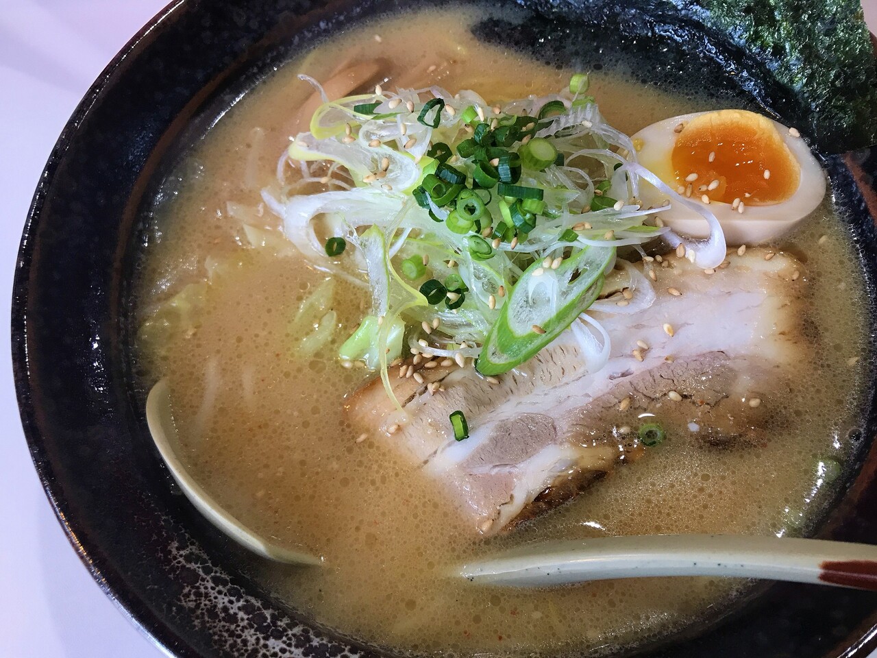 函館駅近のラーメン店 炎陣 食べてエンジン全開 はこある 函館のグルメ情報など