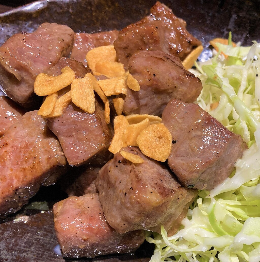 函館 山の猿 函館昭和店のランチメニュー 期間限定サイコロステーキ定食 はこある 函館のグルメ情報など