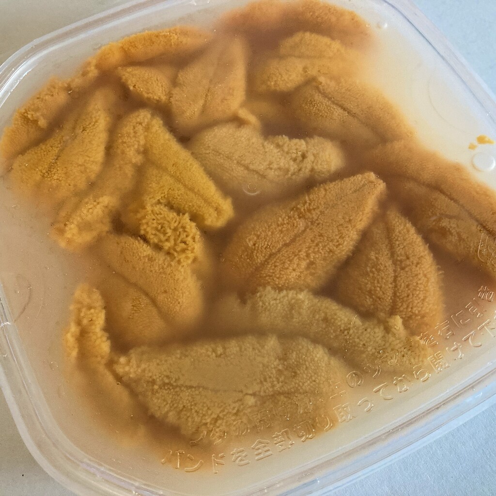 塩水うに対決 値引きで10円の松前のウニvs先月食べた奥尻のウニ はこある 函館のグルメ情報など
