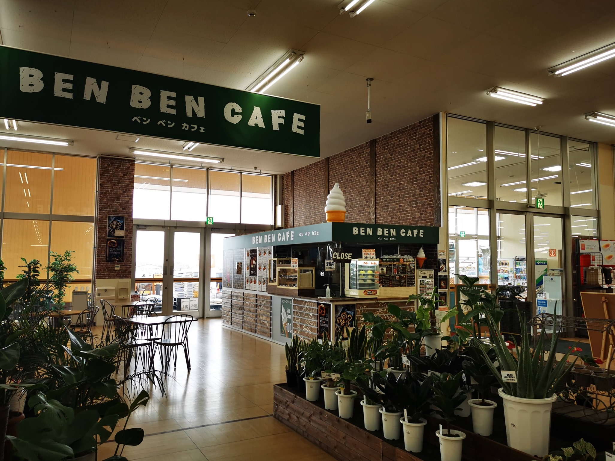 Ben Ben Cafe ベン ベン カフェ は Dcmホーマック 石川店の中に 函館の飲み食い日記 Powered By ライブドアブログ