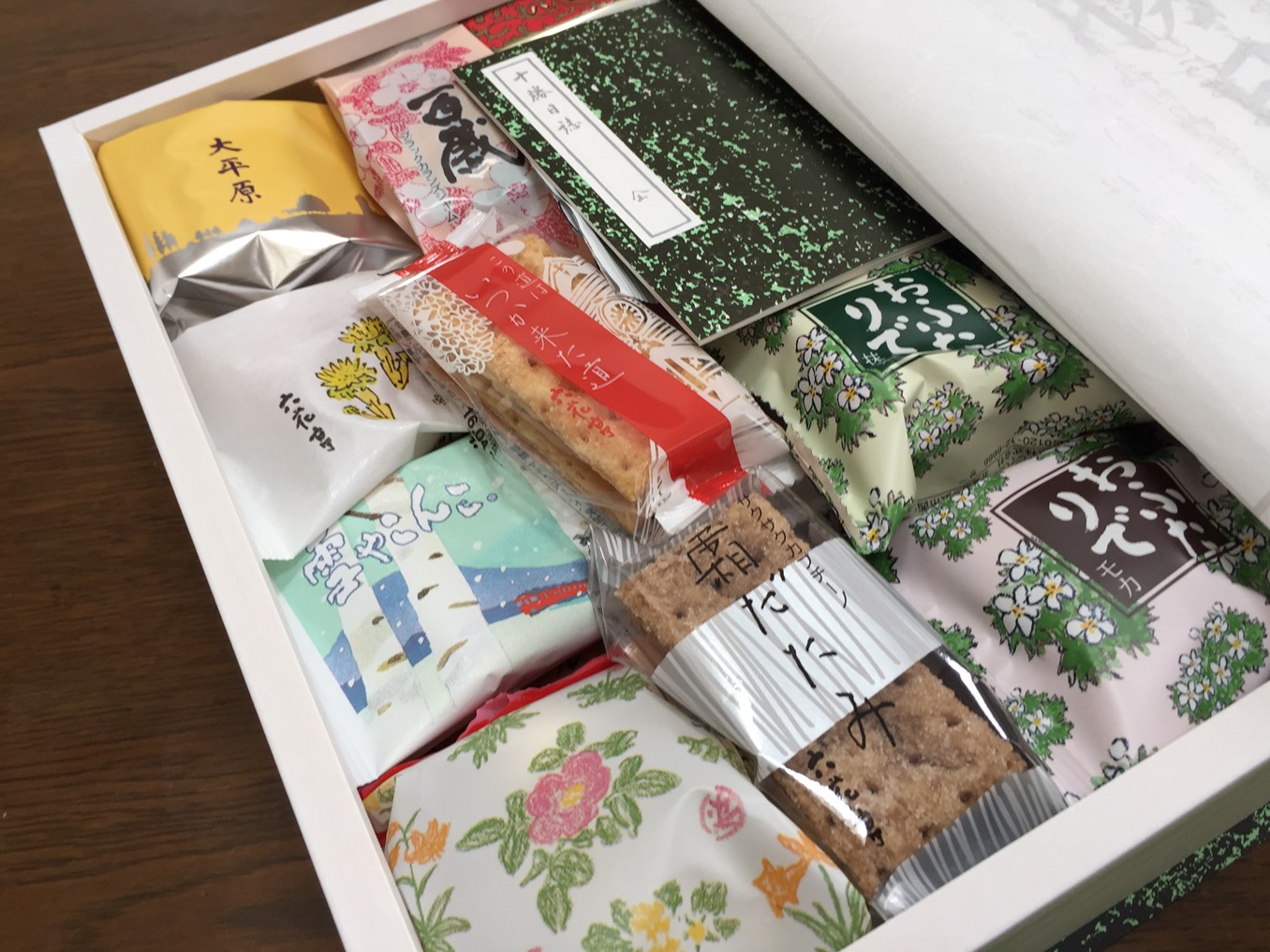 セットアップ 六花亭 十勝日誌 28個入 Sakcc Ca セットアップ 六花亭 十勝日誌 28個入 Sakcc Ca