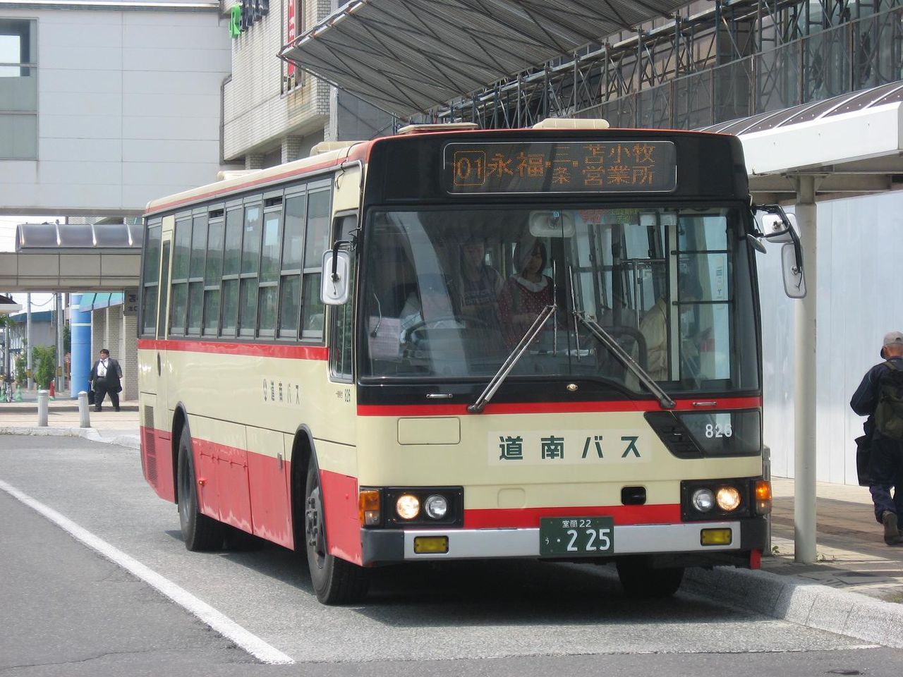道南バス 室蘭22う 225 旧苫小牧市営バス車両 札幌学院大学鉄道研究会のブログ 道南バス 室蘭22う 225 旧苫小牧市営バス車両 札幌学院大学鉄道研究会のブログ