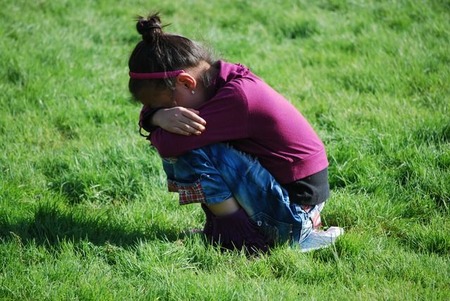 crying-2856_640-compressor