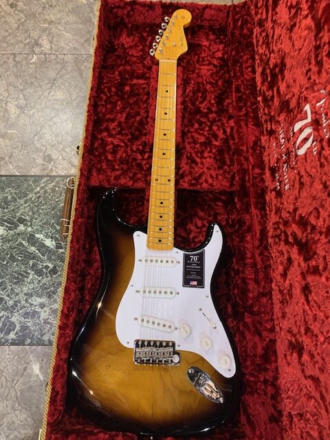 Fender 70th Anniversary American Vintage II 1954 Stratocasterが