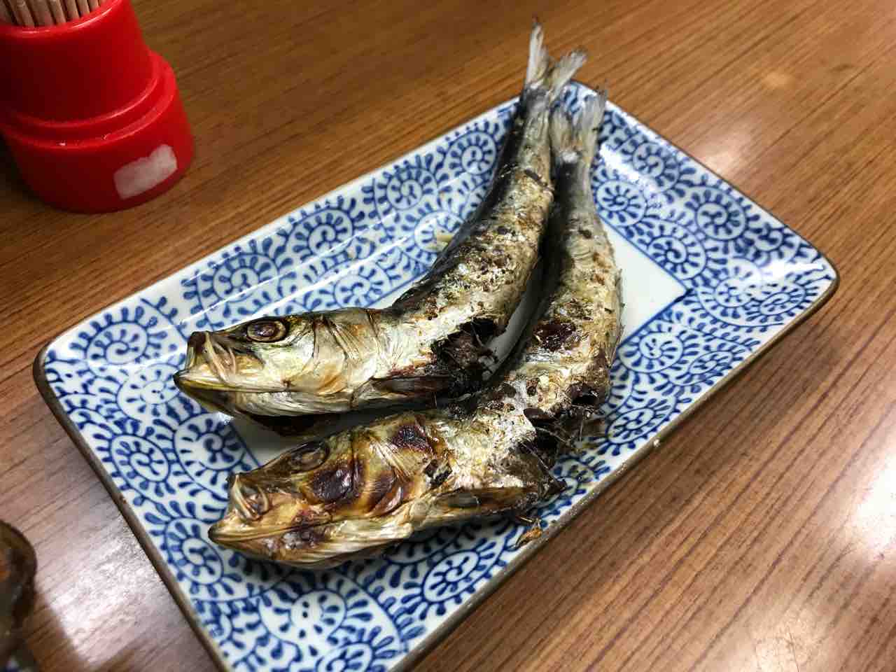 市場で鰯の丸干し 穴子煮 鳥と厚揚げの餡かけ ウインナー サラダ 魚源食堂 柳橋中央市場 愛知県名古屋市中村区名駅 Red List Restaurant 市場で鰯の丸干し 穴子煮 鳥と厚揚げの餡かけ ウインナー サラダ 魚源食堂 柳橋中央市場 愛知県名古屋市中村区名駅 Red List Restaurant
