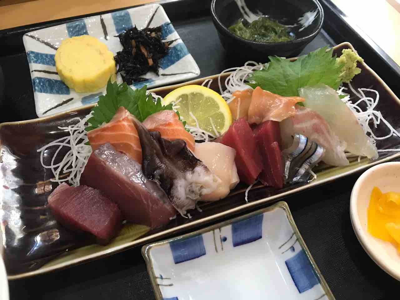 市場で刺身定食 ノドグロ煮定食 いちます 名古屋市中央卸売市場本場 愛知県名古屋市熱田区川並町 Red List Restaurant