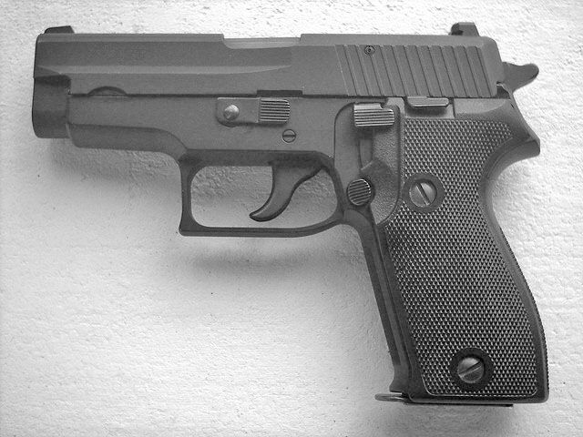 03_P225