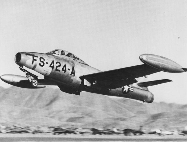 01_F-84 Thunderjet