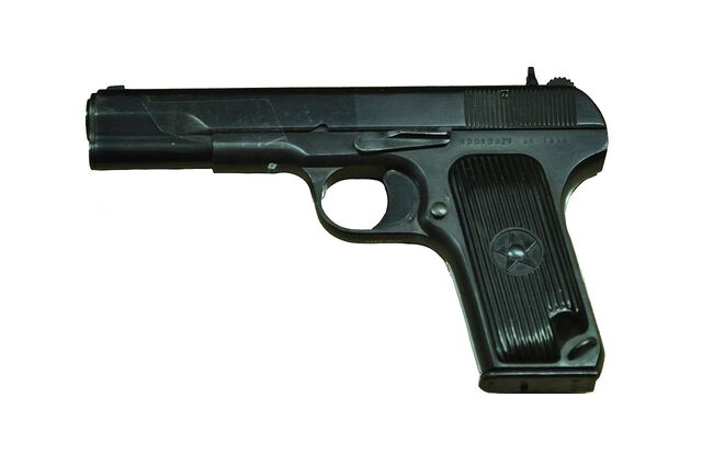 ファッション通販 安い トカレフ TT33 くすぐったかっ オリジナルグリップWW2ソビエト製 トイガン