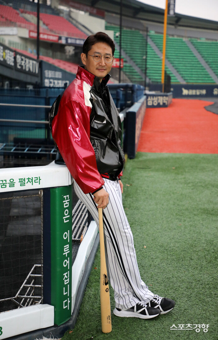 韓国プロ野球) パク・ヨンテク 通算 2,500安打 達成 韓国プロ野球) パク・ヨンテク 通算 2,500安打 達成