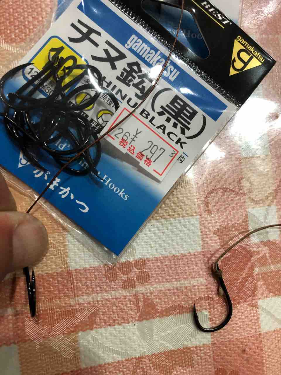 チヌ針を買って自作仕掛けを作ってみた のりおの吸い込みで巨鯉待つ チヌ針を買って自作仕掛けを作ってみた のりおの吸い込みで巨鯉待つ
