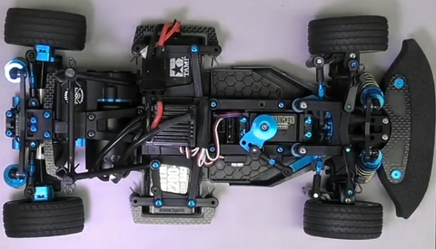 M08